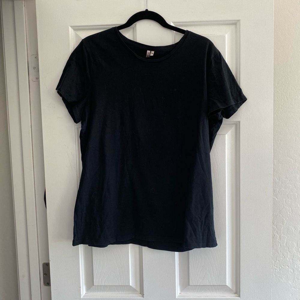 Black banana republic tee